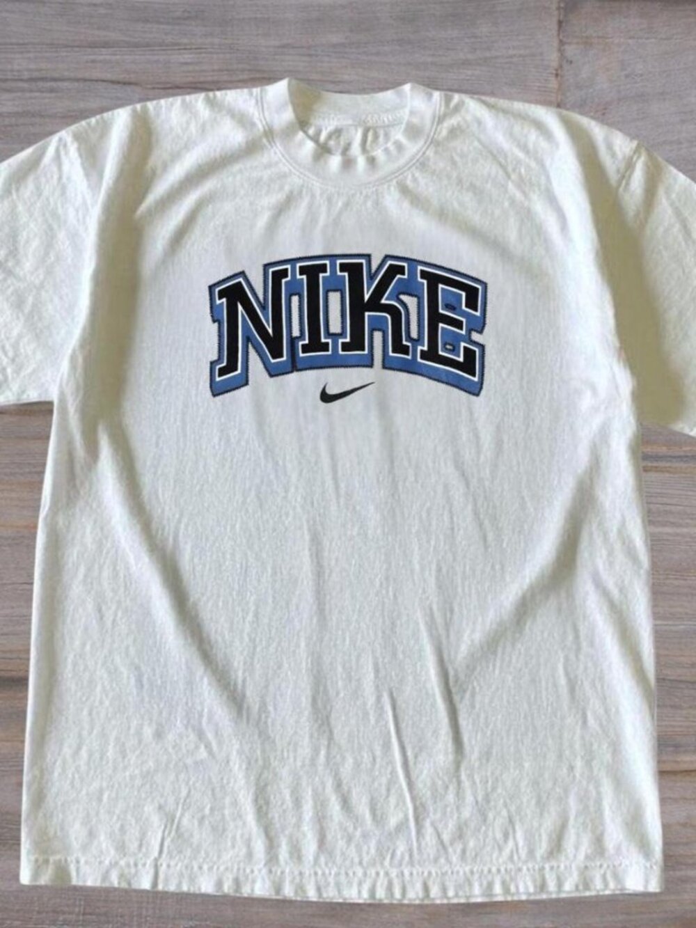 Nike Collegiate Arch T-Shirt